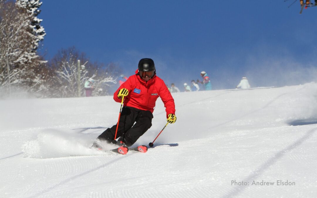 UNE REMONTÉE AVEC L&rsquo;UN DES MEILLEURS MONITEURS DE SKI AU CANADA